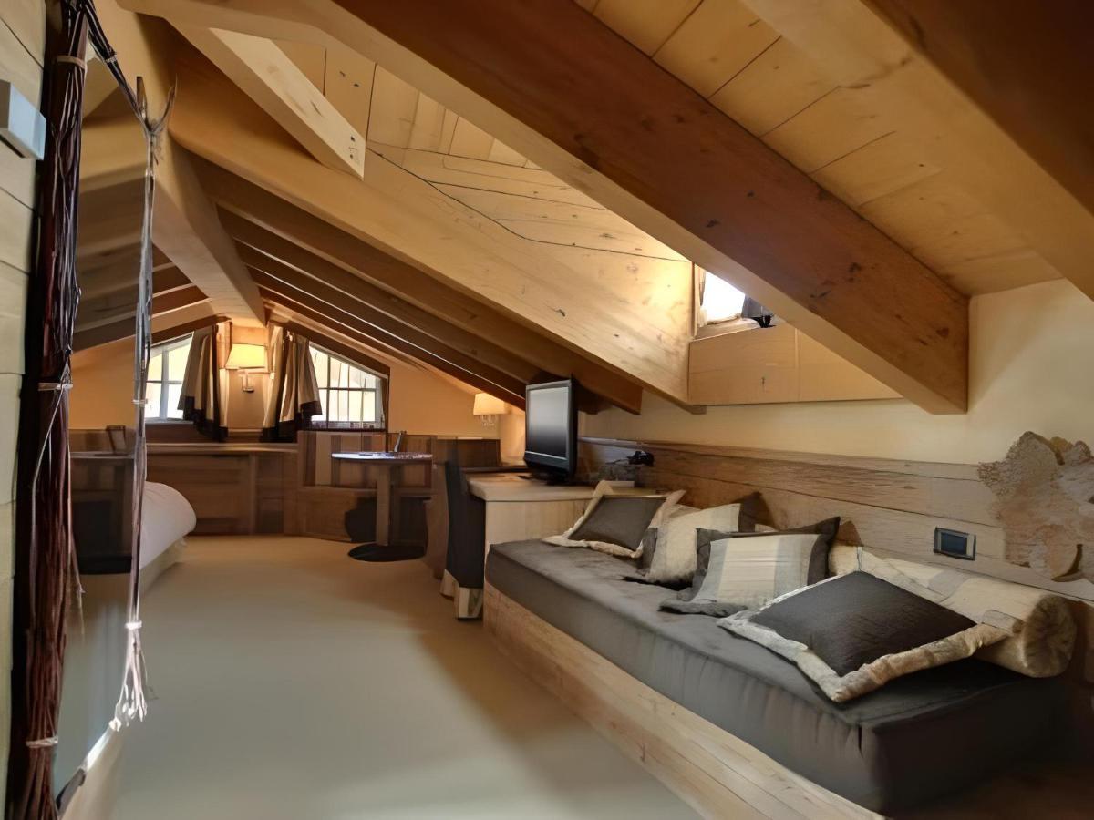 Hotel Bait De Angial Livigno Exterior photo